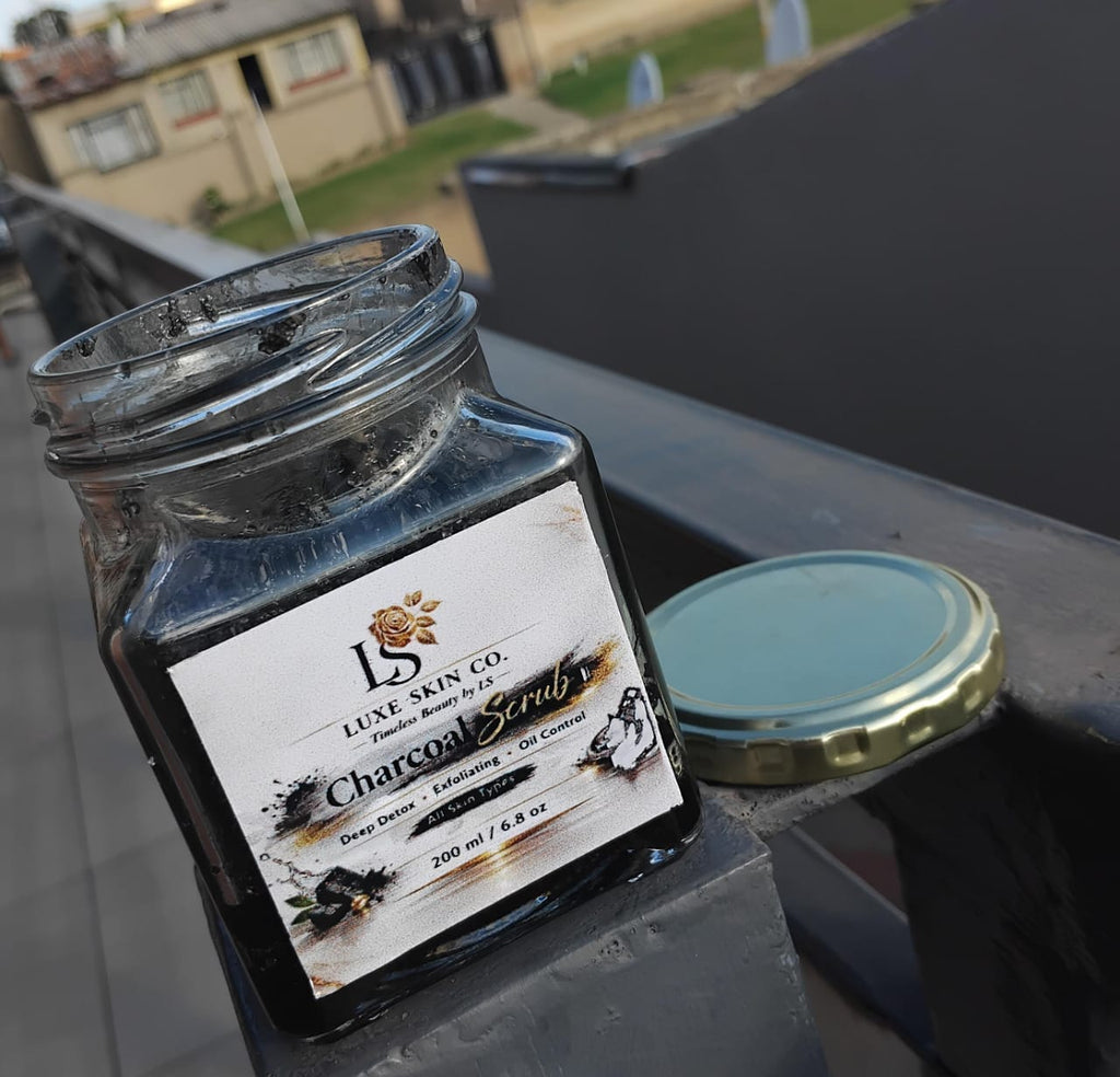 CHARCOAL SCRUB